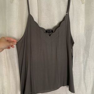Amaryllis gray tank